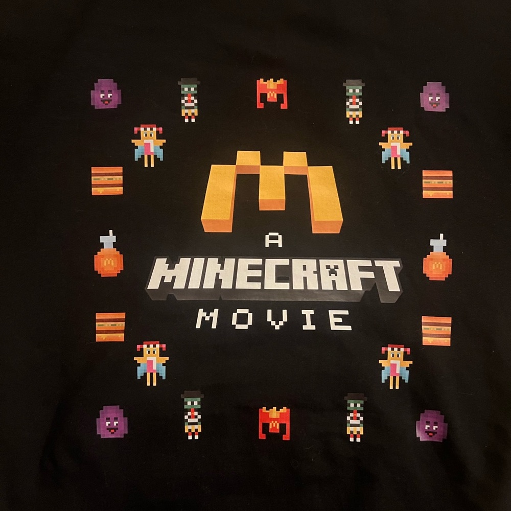 SUPER RARE McDonald’s x Minecraft Meal Black Sweatshirt Hoodie Pockets Large